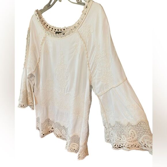 SpiaggiaDolce Sz S Beige Boho Embroidered Lace Angel Sleeves Relaxed Fit Top - Picture 2 of 7